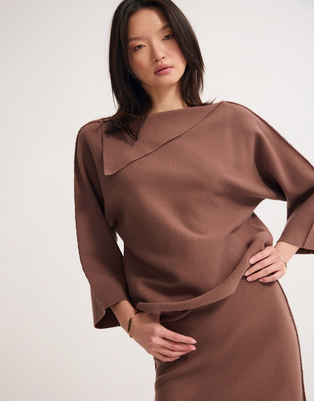 Oxford - Laura Knitted Folded Collar Top