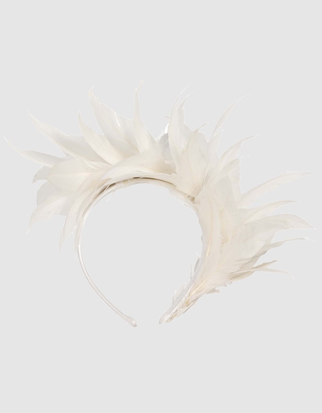 Max Alexander - Modern Cream Racing Fascinator