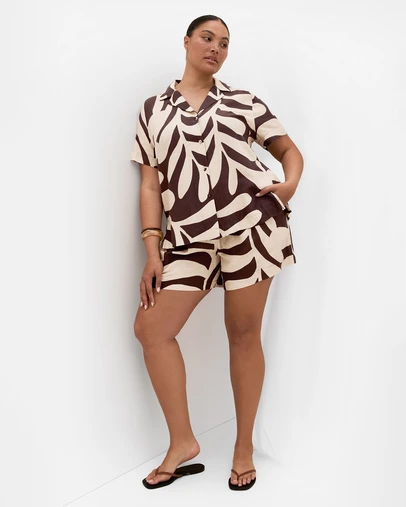 City Chic - Plus size Taranto Print Shirt - chocolate