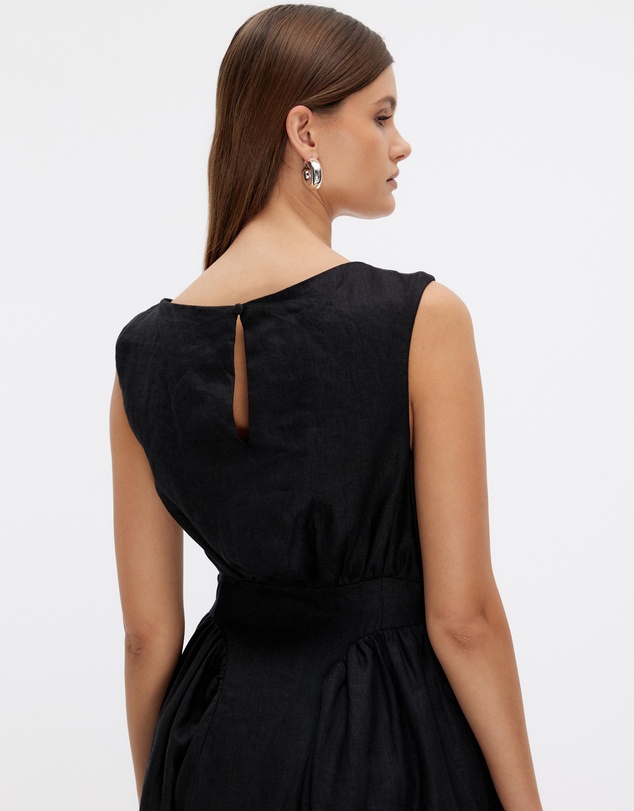 Minima Esenciales - Rivena Midi Dress
