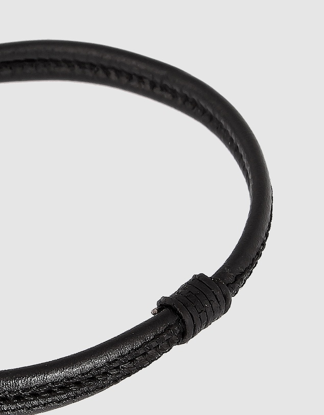 Kuzzoi - ICONIC EXCLUSIVE - Leather Cord Bracelet with Sterling Silver Hook