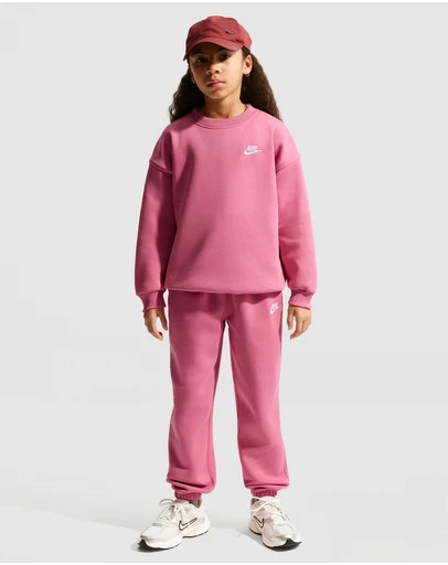 Nike - Club Fleece Oversized Sweatshirt - Teens
