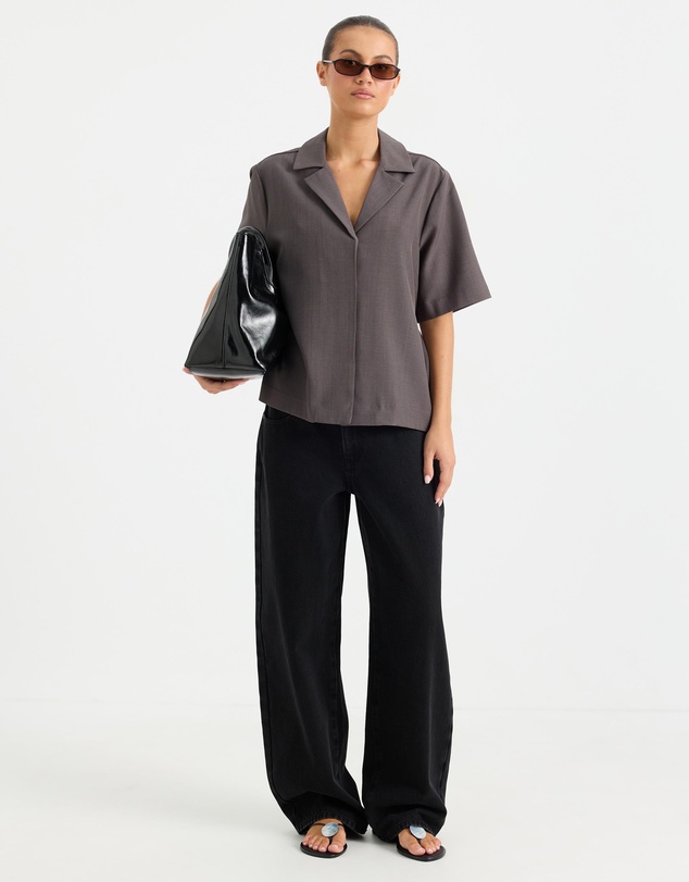 Calli - Kerr Tailored Tie Back Shirt