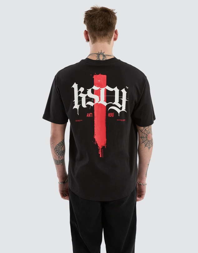 Kiss Chacey - Villain Box Fit Scoop Tee