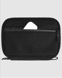 Pelican - Pelican Travel Tech Organiser