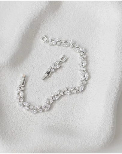 The White Collection - Sabrina - Minimal Silver Bridal Bracelet