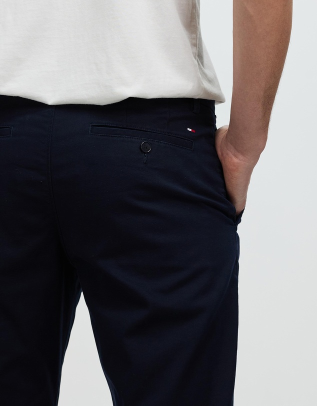 Tommy Hilfiger - 1985 Denton Pima Cotton Chinos