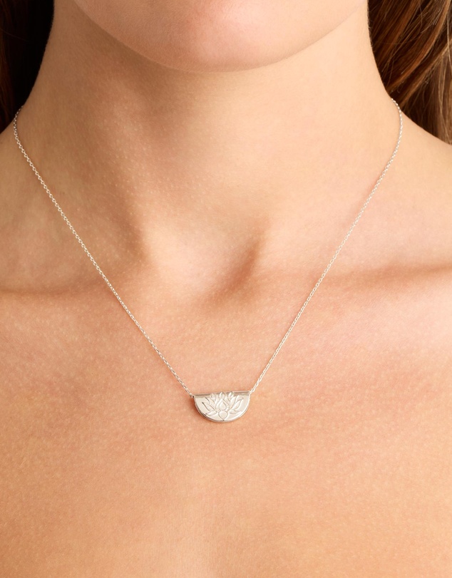 By Charlotte - Silver Lotus Short Necklace