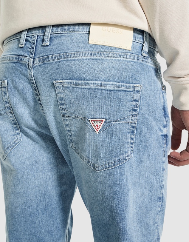 GUESS - Mid-Rise Resort Straight Leg Jeans