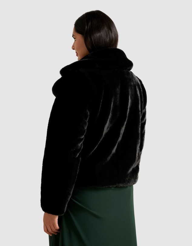 Forever New Curve - Anara Curve Panelled Faux Fur Coat