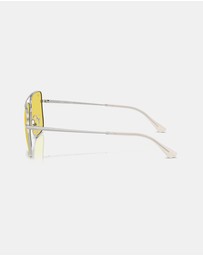 Ray-Ban - RB3758