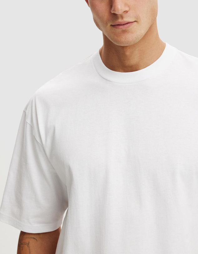 Cotton On - Cropped Fit T-Shirt