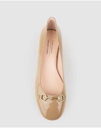 Edward Meller - CELESTE45 Pump with Trim