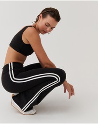Pinky & Kamal - Vibration Flare Tights