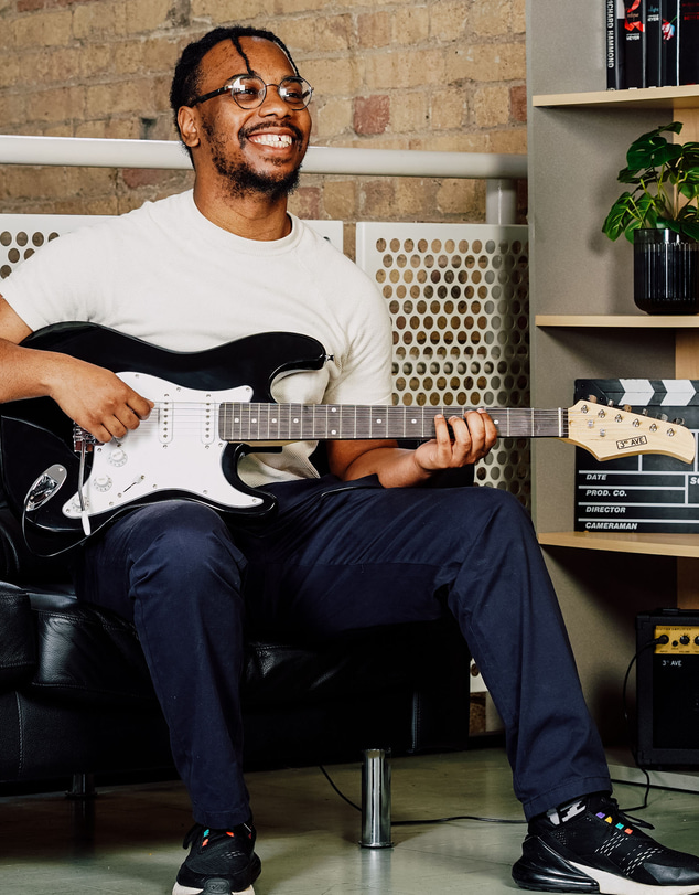 iWorld - 3rd Avenue Electric Guitar Pack - Black