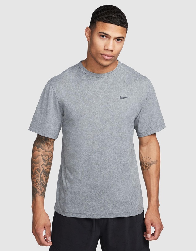 Nike - Hyverse Dri-FIT UV Short-Sleeve Versatile Top
