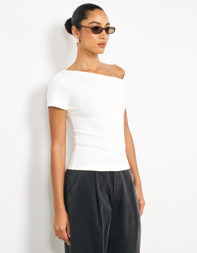 AERE - Kate Asymmetric Top