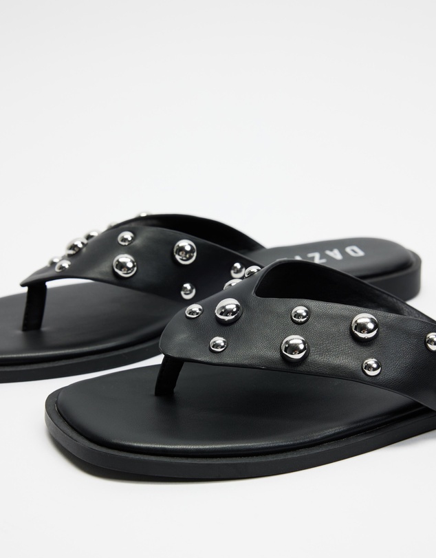 Dazie - Laura Studded Thongs