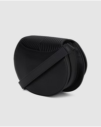 Karl Lagerfeld - K/Wellen Saddle Crossbody Bag