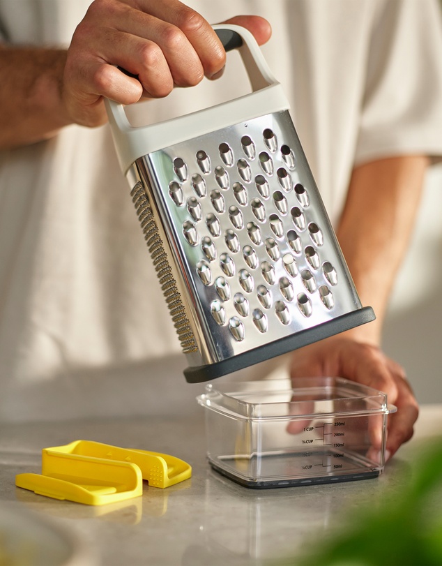 Joseph Joseph - Multi-Grip Box Grater with Precision Food Grip
