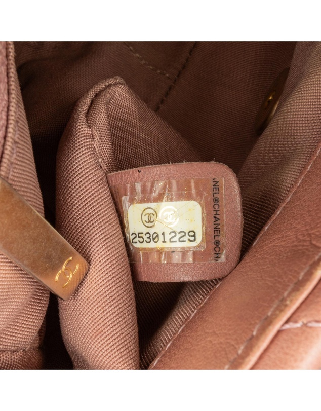 Chanel - Pre-Loved Mini Rectangular Chevron Lambskin Chain Around Flap