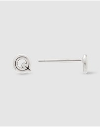 Wanderlust + Co - Alphabet Bubble Silver Stud Earrings - Letter Q