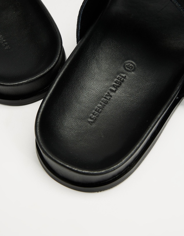 Assembly Label - Kyah Suede Slides