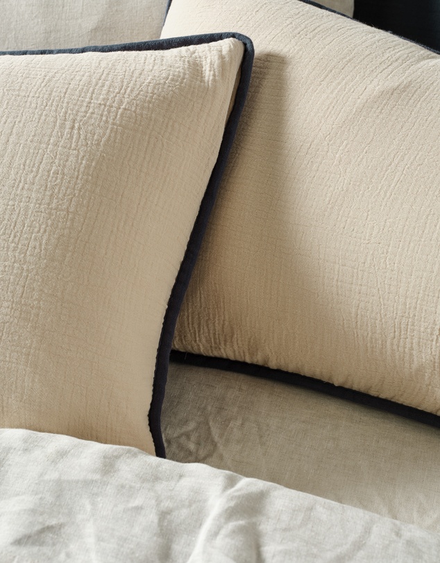Linen House - Somerset Coverlet