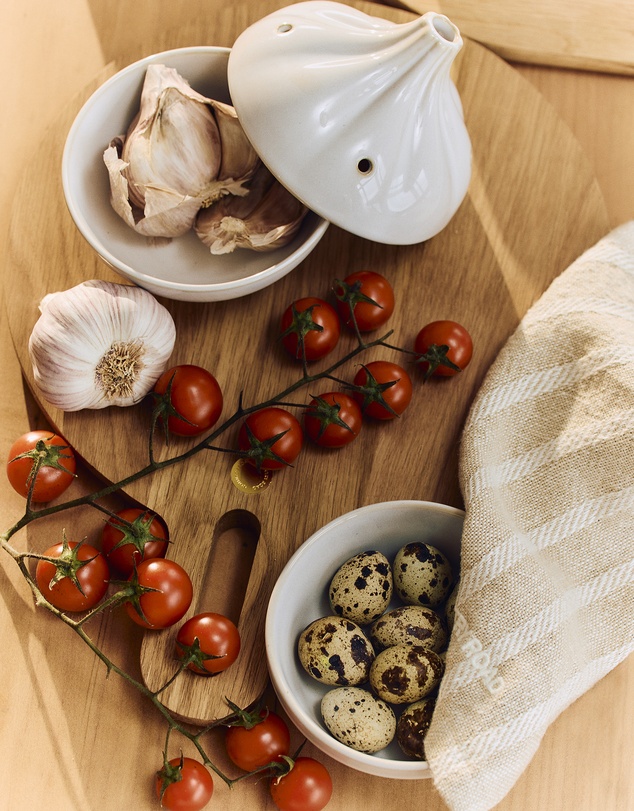 Country Road - Leone Garlic Holder