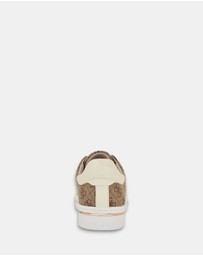 GUESS - Stasey2 Sneakers