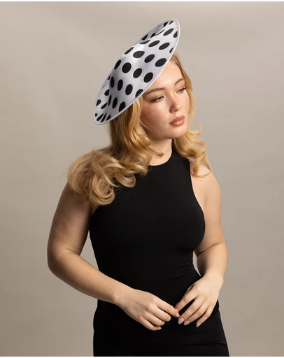 Morgan & Taylor - Lucille Plate Fascinator in White