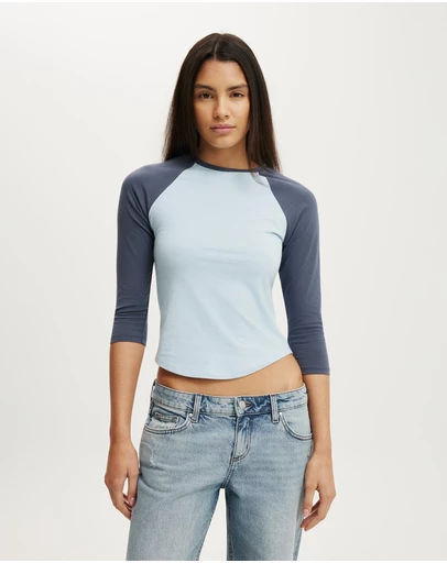 Cotton On - 90S Baby Raglan 3/4 Tee