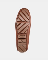 GUESS - Adwin Loafers
