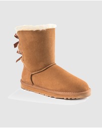 Ozwear Connection Uggs - Ugg Classic Bailey Bow Boots (Water Resistant)