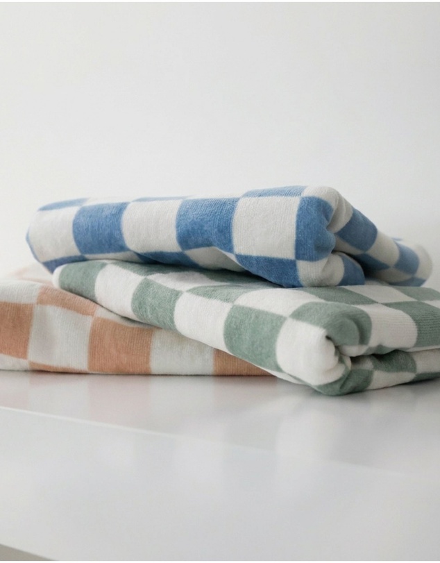 Living Textiles - Hooded Towel - Checkered Olive