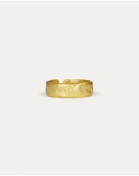 Ottoman Hands - Dela Textured Band Ring