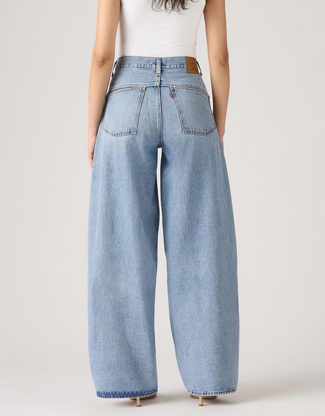 Levi's - Super Baggy Barrel Jeans