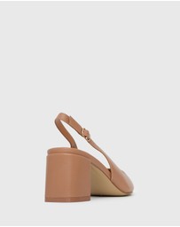 Betts - Wider Fit Kendra Leather Pointed Toe Slingback Pumps