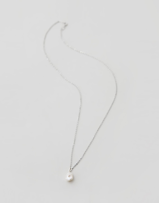 SAINT VALENTINE - Keshi Pearl Necklace - Silver