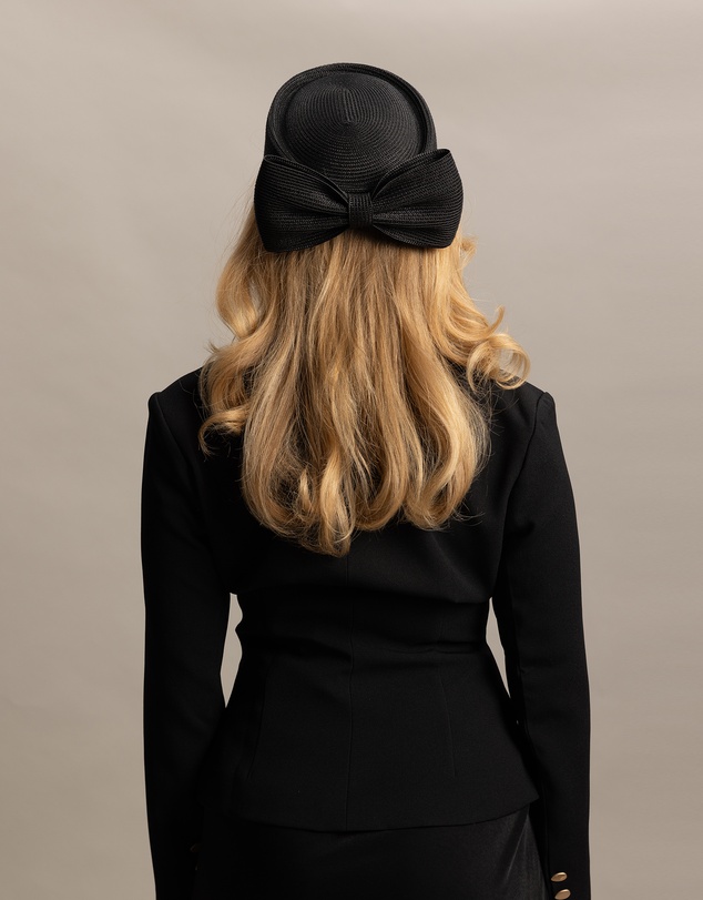 Morgan & Taylor - Tara Racewear Pillbox Hat in Black