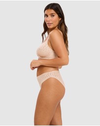 Sans Complexe - Perfect Curves Seamless Wirefree Soft Moulded Bra