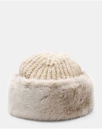 Morgan & Taylor - Kara Faux Fur Hat in Cream