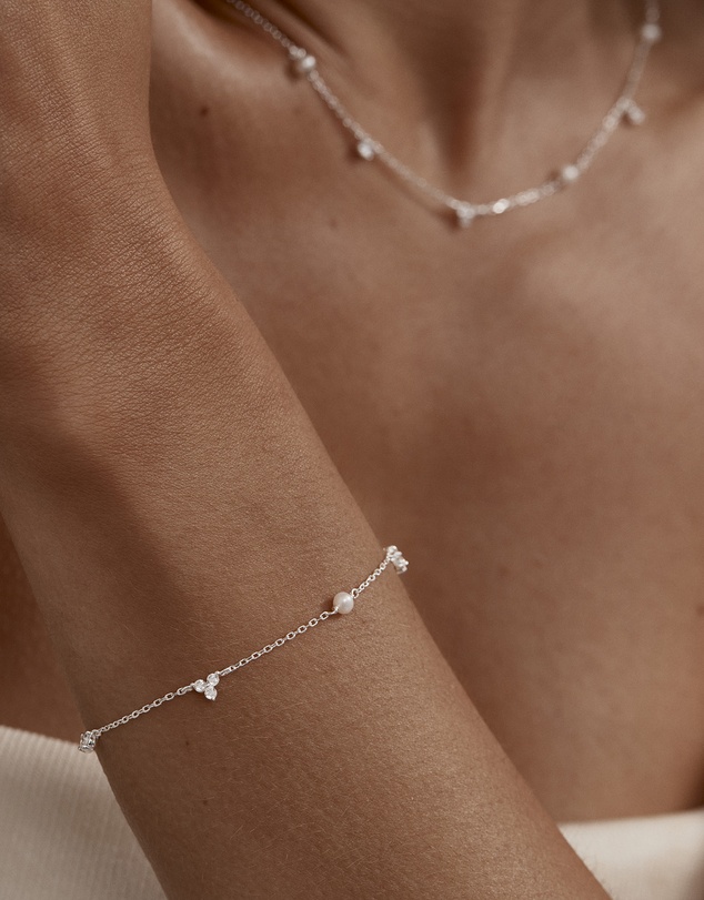 By Charlotte - Delicate Pearl and Crystal Bracelet
