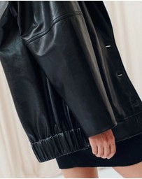 Marella - ICONIC EXCLUSIVE - Emily Ratajkowski - Bomber Leather Jacket