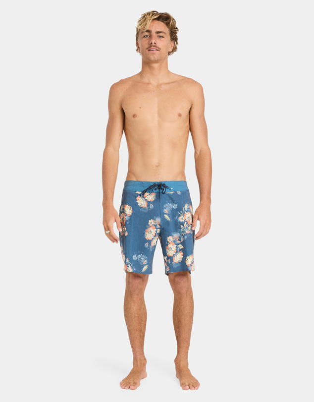 Billabong - Mens Good Times Pro Performance 17.5