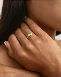 By Charlotte - Forever Intertwined Heart Signet Ring