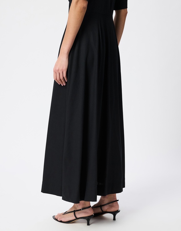 Tussah - Shanika Midi Dress