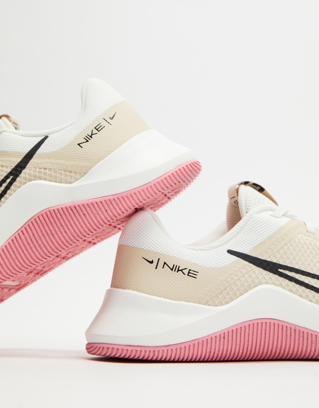 Nike - Nike MC Trainer 2 - Women's