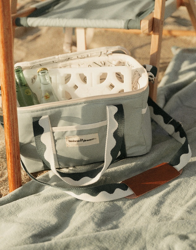 Business & Pleasure Co. - The Premium Cooler Bag
