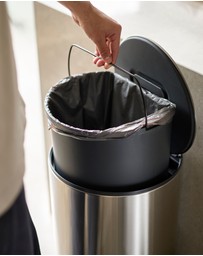 Joseph Joseph - Arc™ 30-Litre Slimline Pedal Bin with Liner Pocket - Stainless Steel